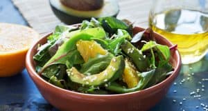 Salade met verse avocado