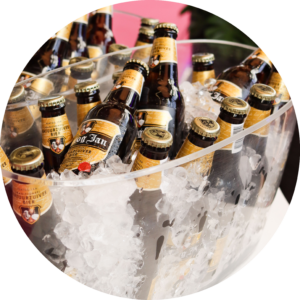 Hertog Jan biertjes in wijnkoeler bak bij catering borrel op Amsterdam RAI
